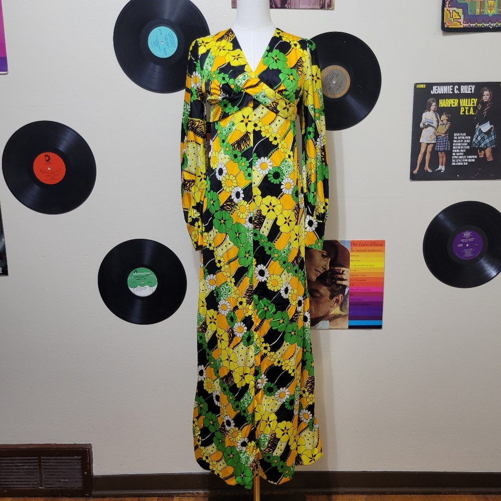 60s Vintage Psychedelic Floral Long Sleeve Gown